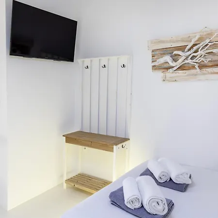 Limani Lux Apartments Karpathos Town  Room photo