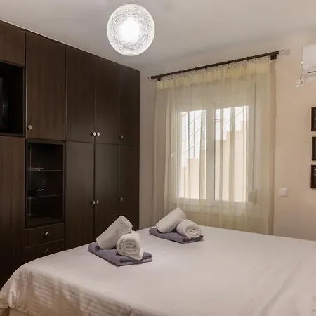 Limani Lux Apartments Karpathos Town  Room photo