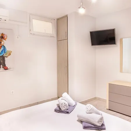 Limani Lux Apartments Karpathos Town  Room photo