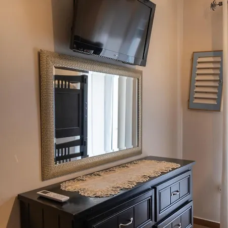 Limani Lux Apartments Karpathos Town  Room photo