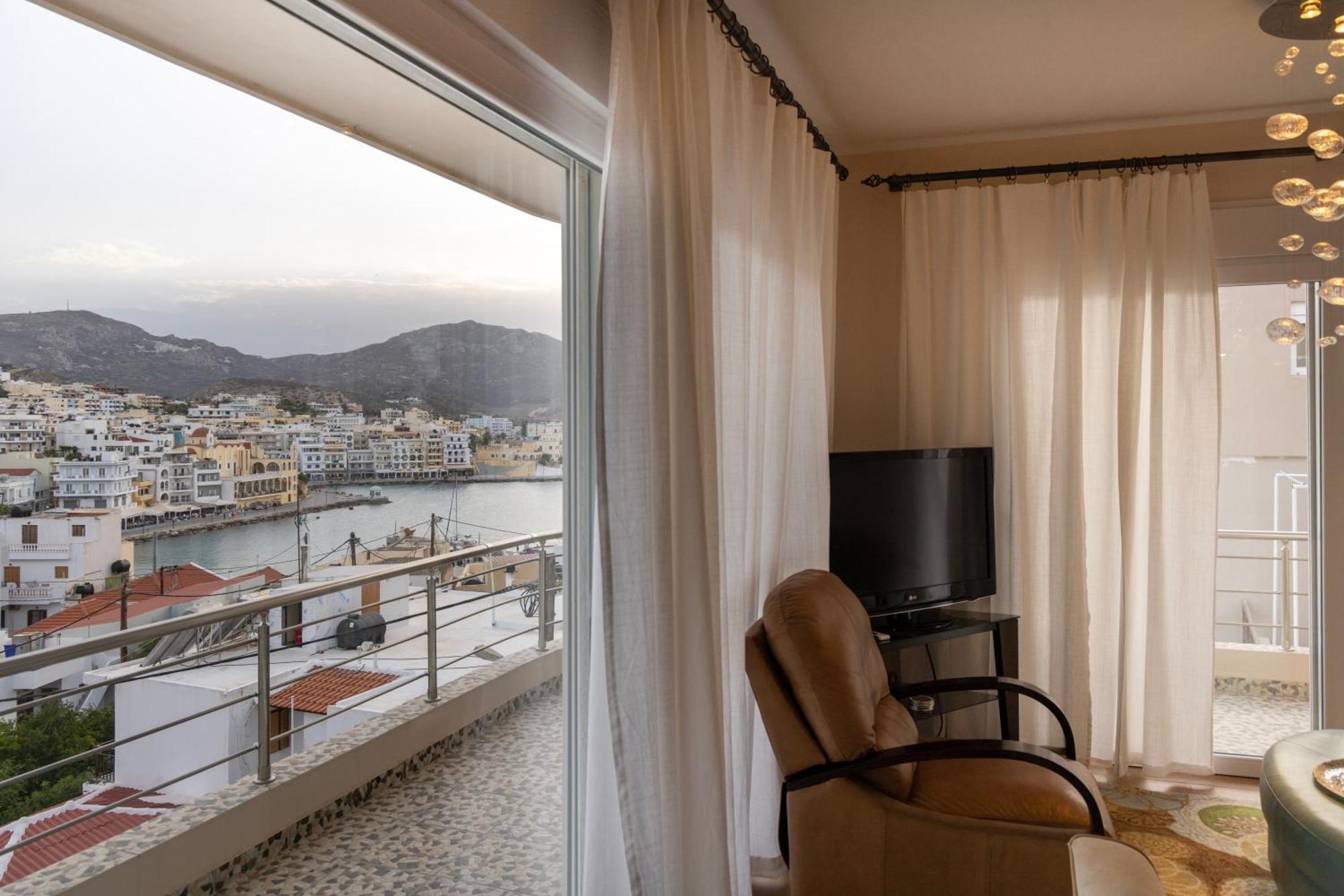 Apartment Limani Lux